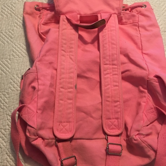 PINK Backpack 💕 - Picture 2 of 4